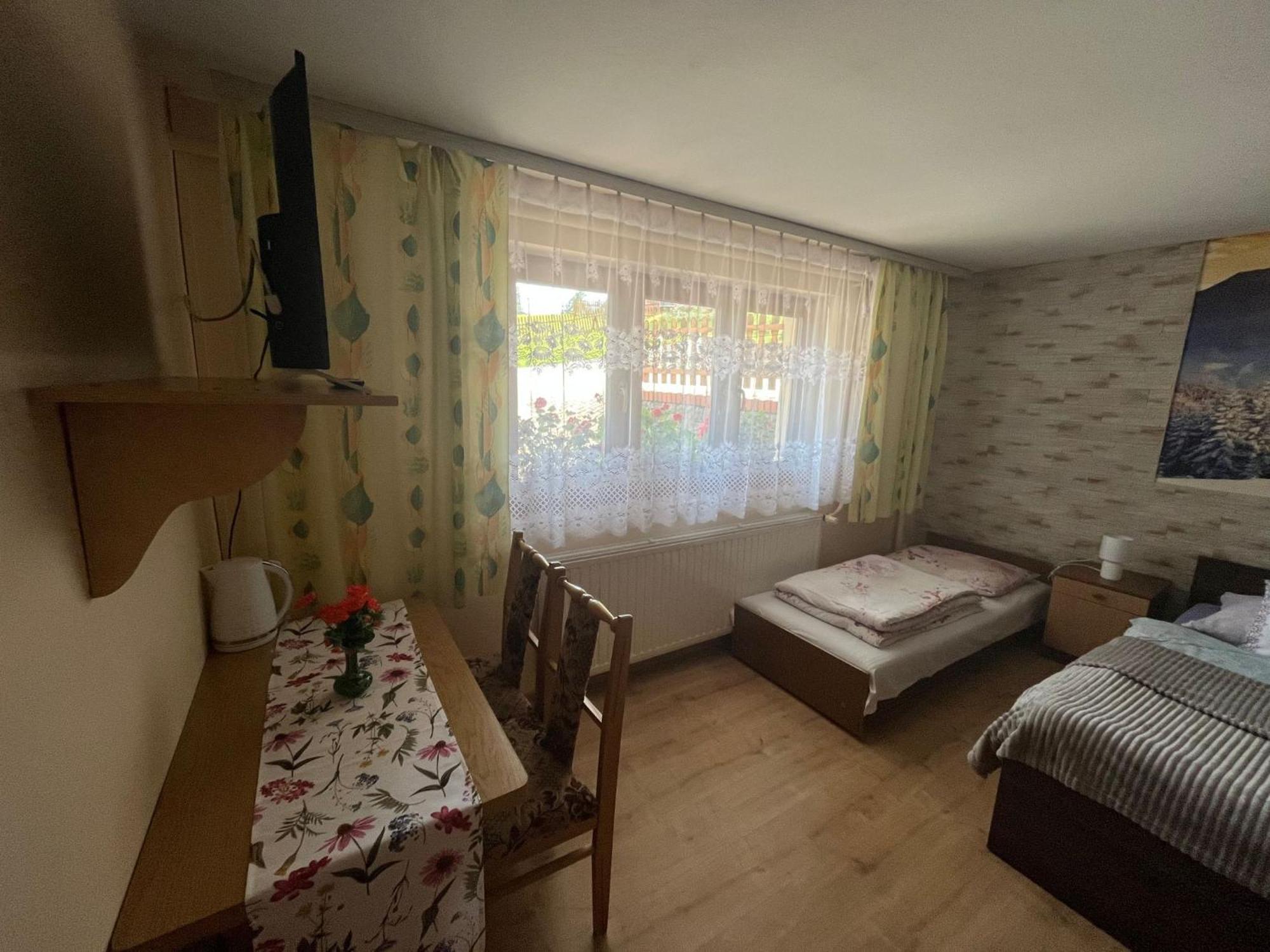 Homestay Goscinne U Anieli *